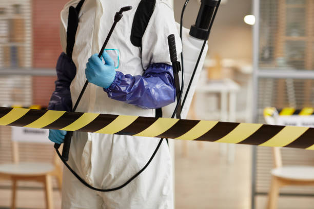 Professional Biohazard technician working in Hollywood, FL
